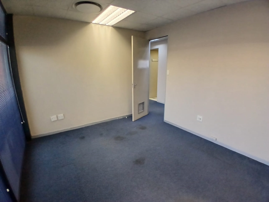 To Let Commercial Property for Rent in Rustenburg Central North West